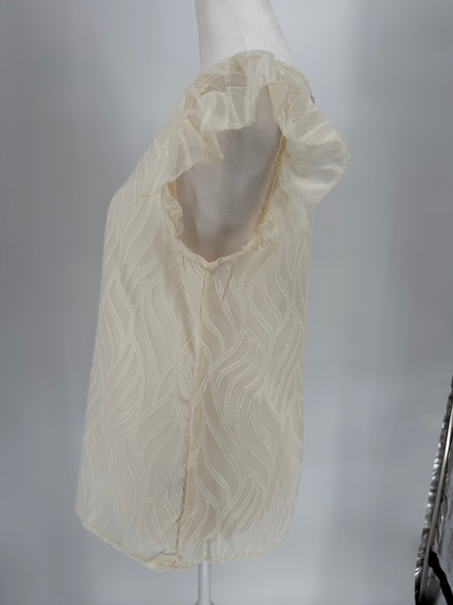 Ivory Cream Textured Top with Capped Flutter Sleeves and Lining