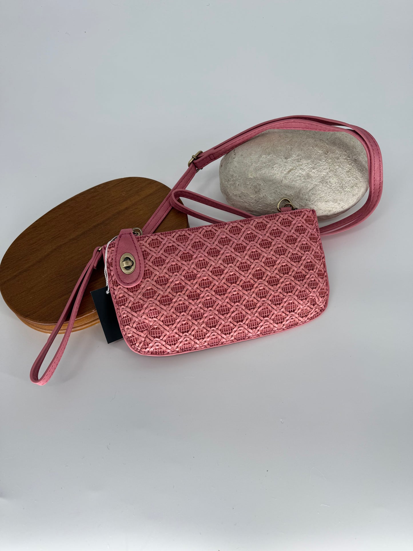 Joy Susan purse with Kiss Lock Clasp Closure