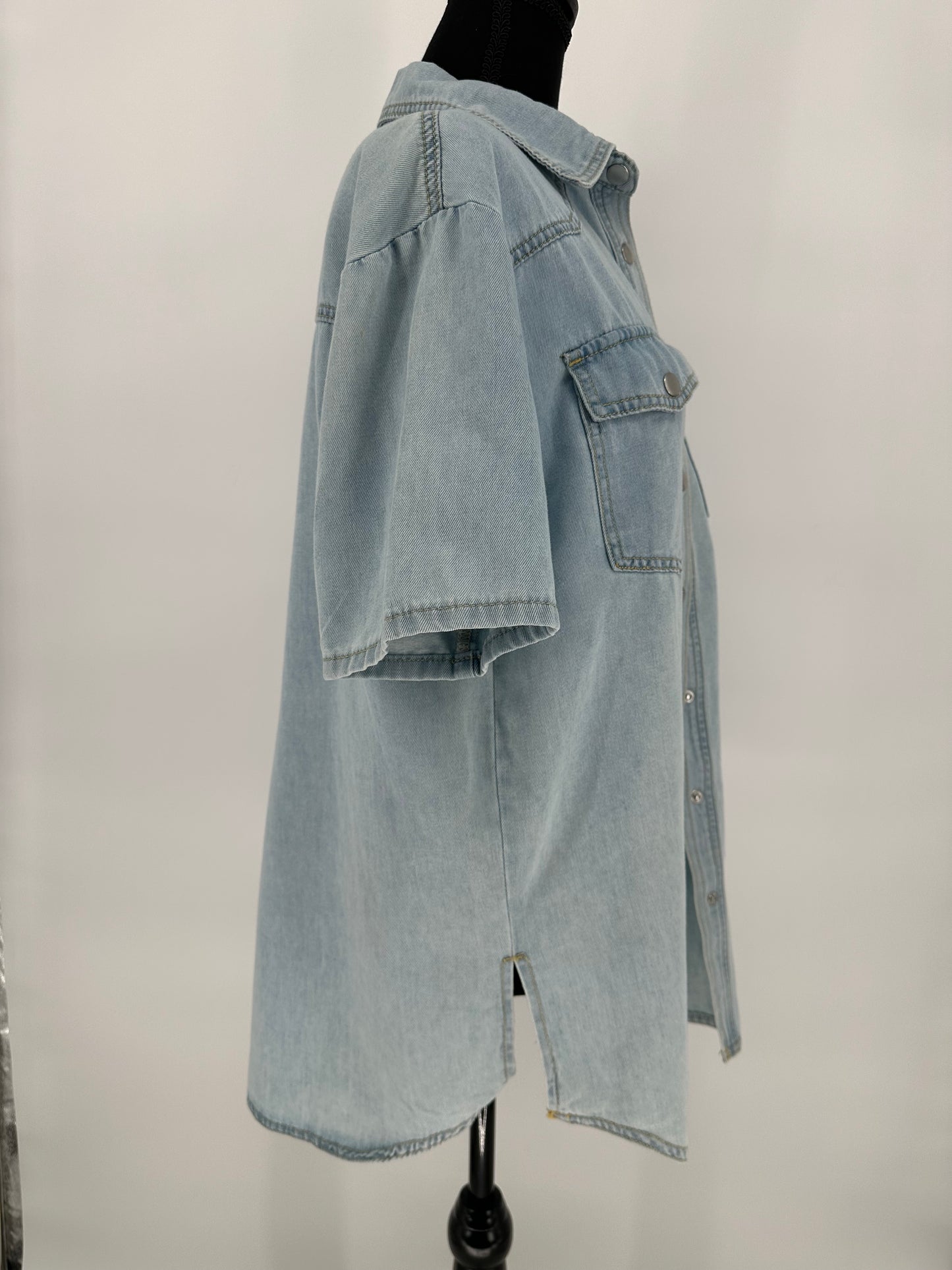 Light Wash Denim Snap Front Shirt/Jacket