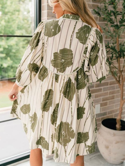 Green Printed Dress with Stripe and Piping Tie