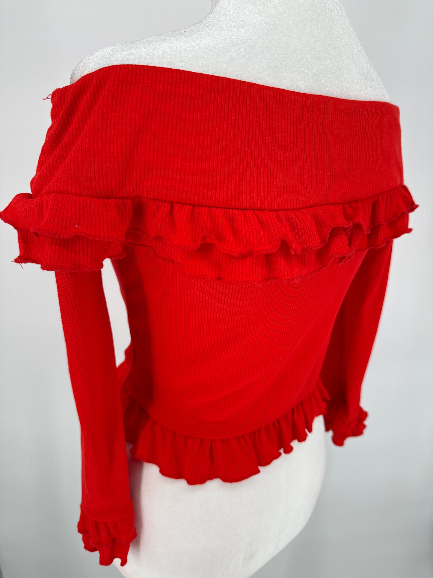 Red Ruffled Crop Top 3/4 Length Sleeve