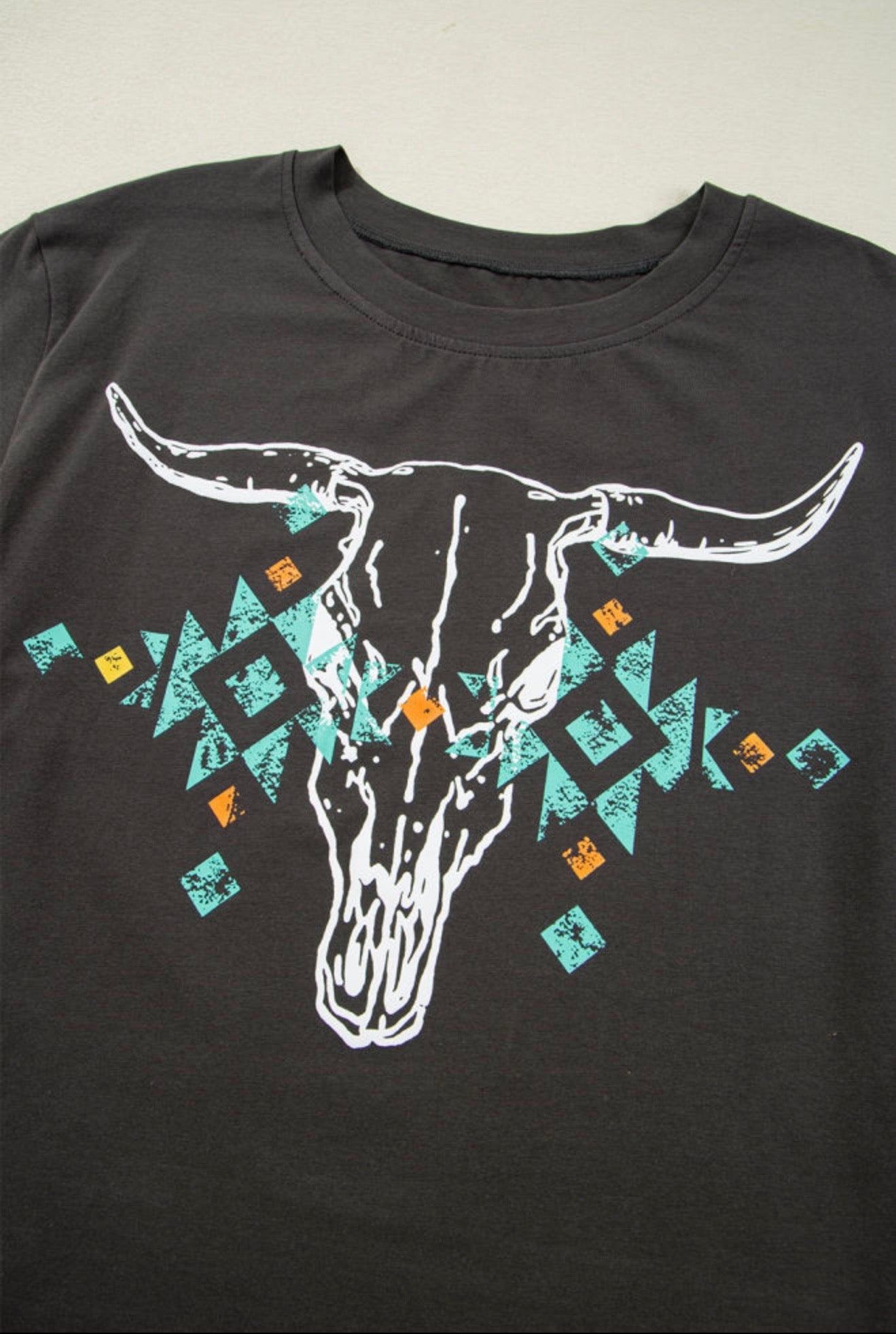 Gray Steer Skull with Turquoise Accents Cropped Tee