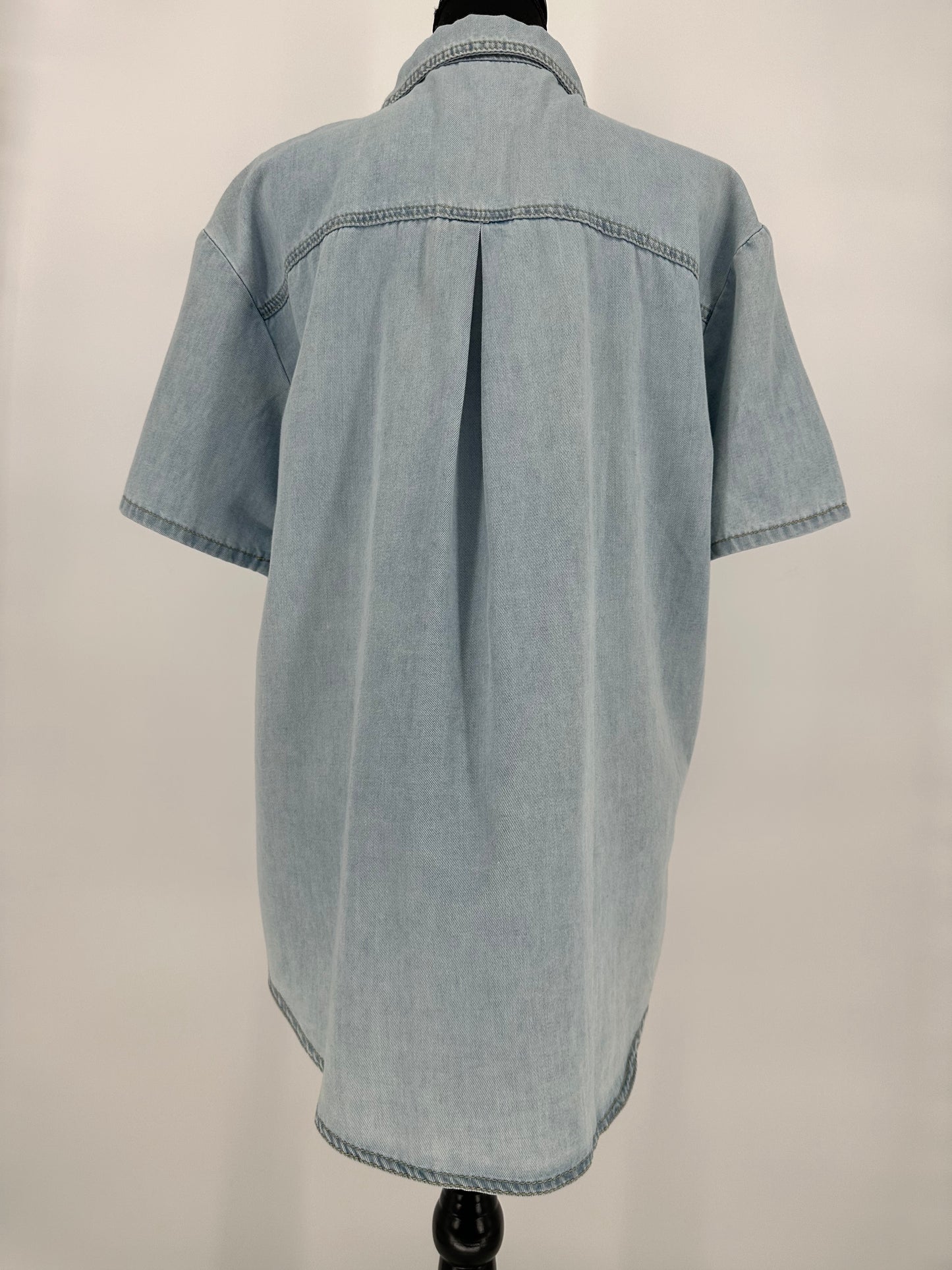 Light Wash Denim Snap Front Shirt/Jacket