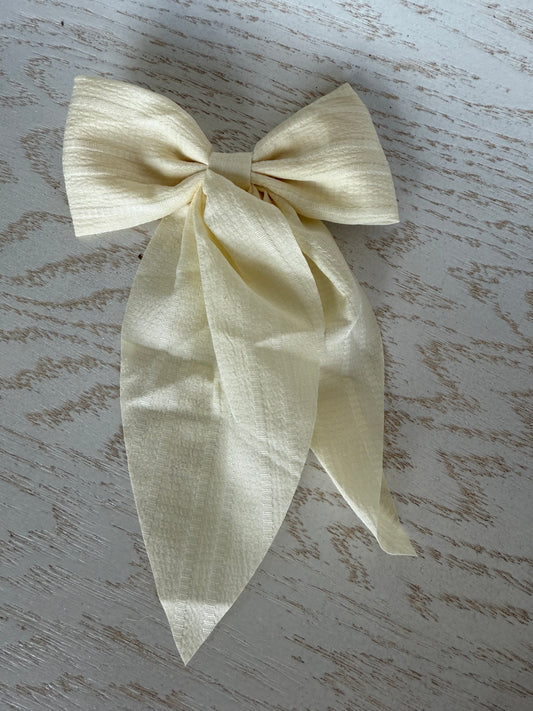 Hair Bow with Ostrich Beak Clip