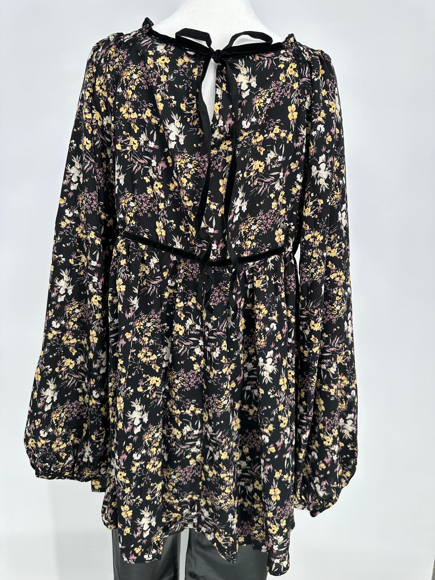 Umgee plus size Floral blouse