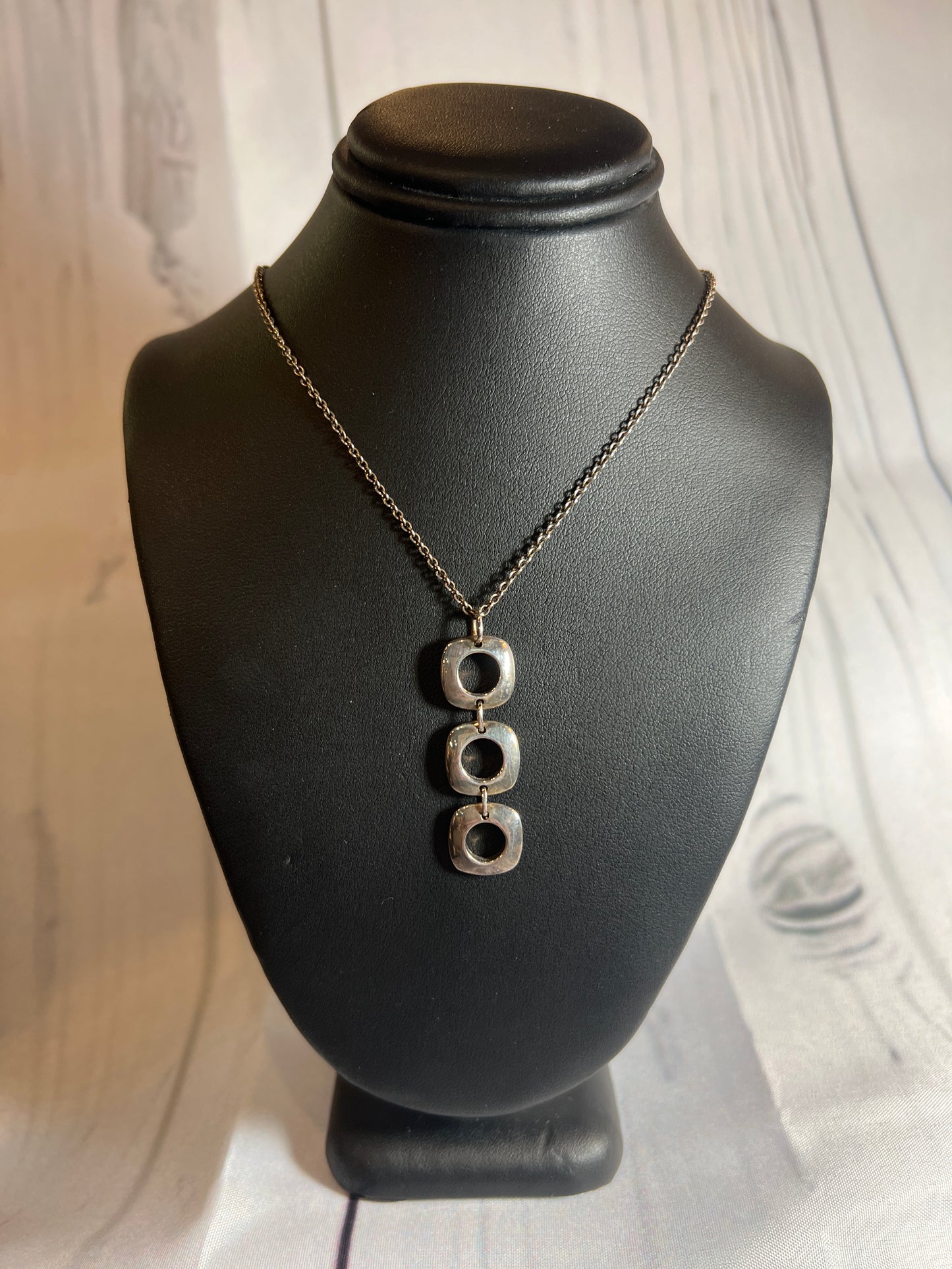 Vintage gold dangle necklace