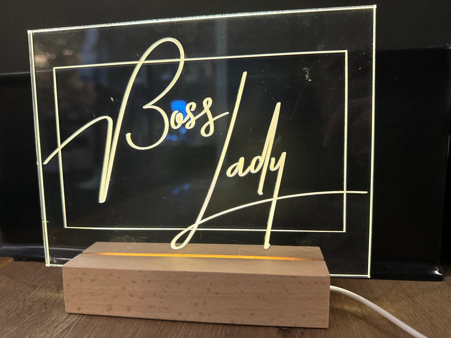 Boss Lady - USB Light Desk Frame