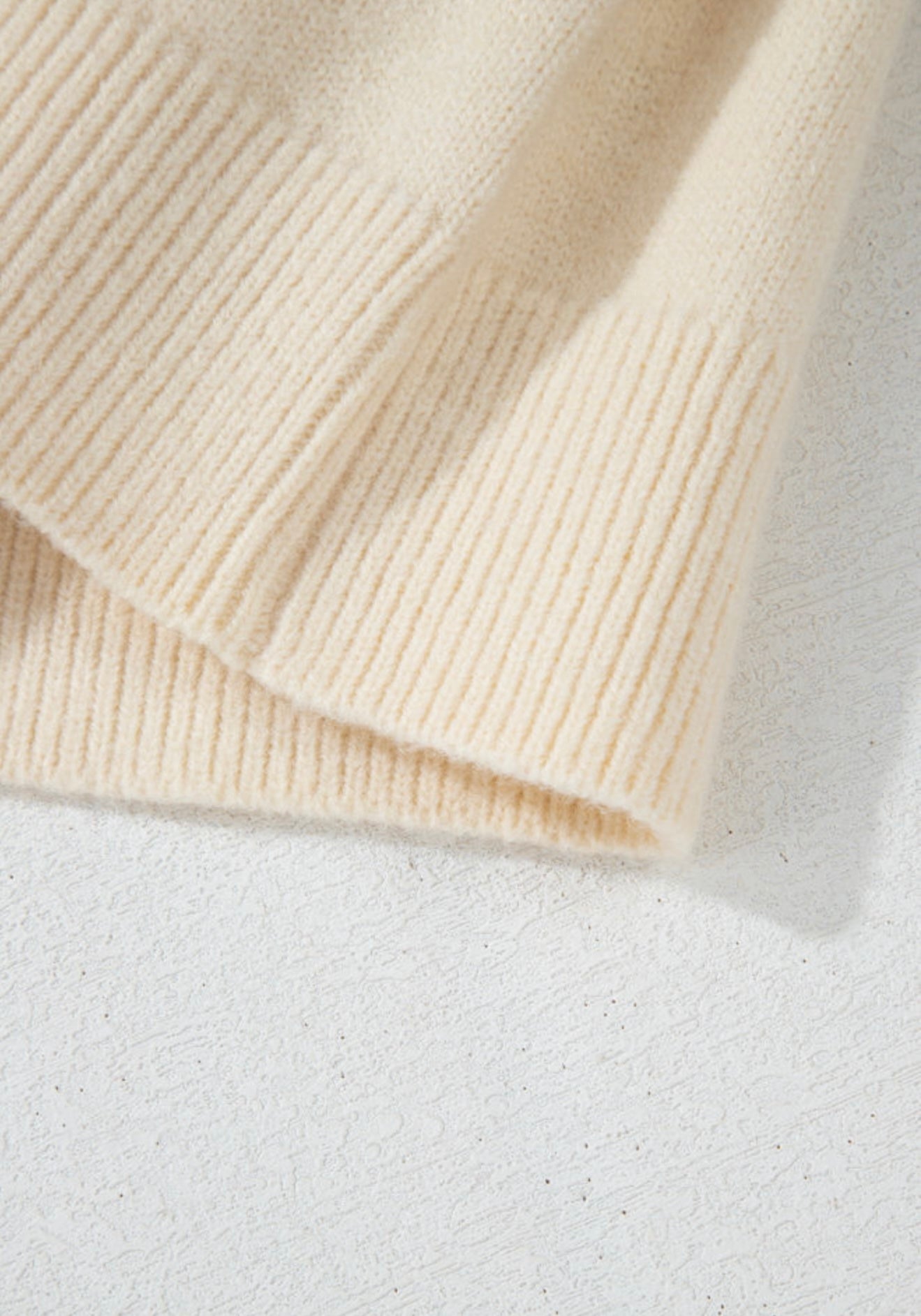 Ivory cream sweater with bows