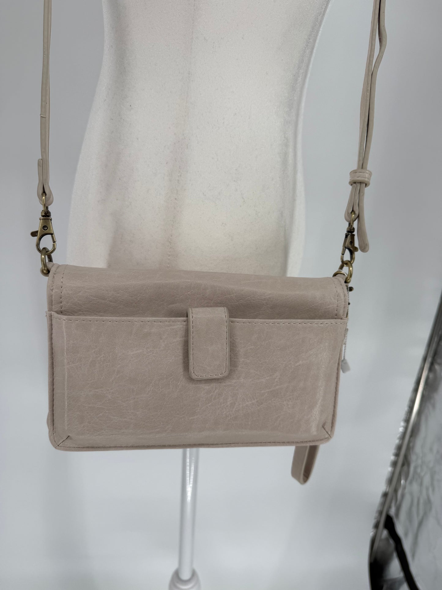 Joy Susan Purse with Outer Cell Phone Compartment