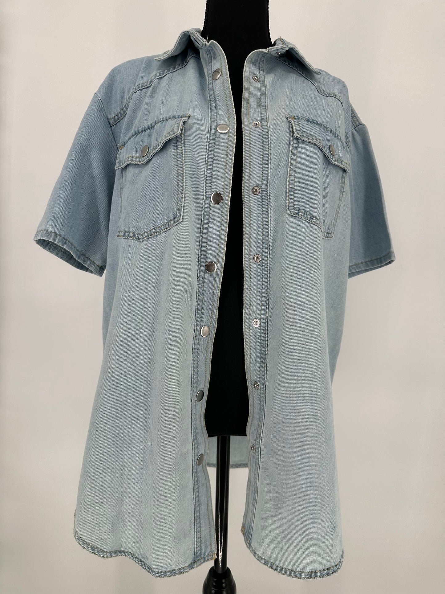 Light Wash Denim Snap Front Shirt/Jacket