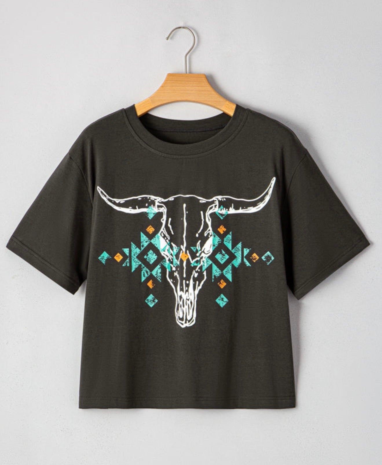 Gray Steer Skull with Turquoise Accents Cropped Tee