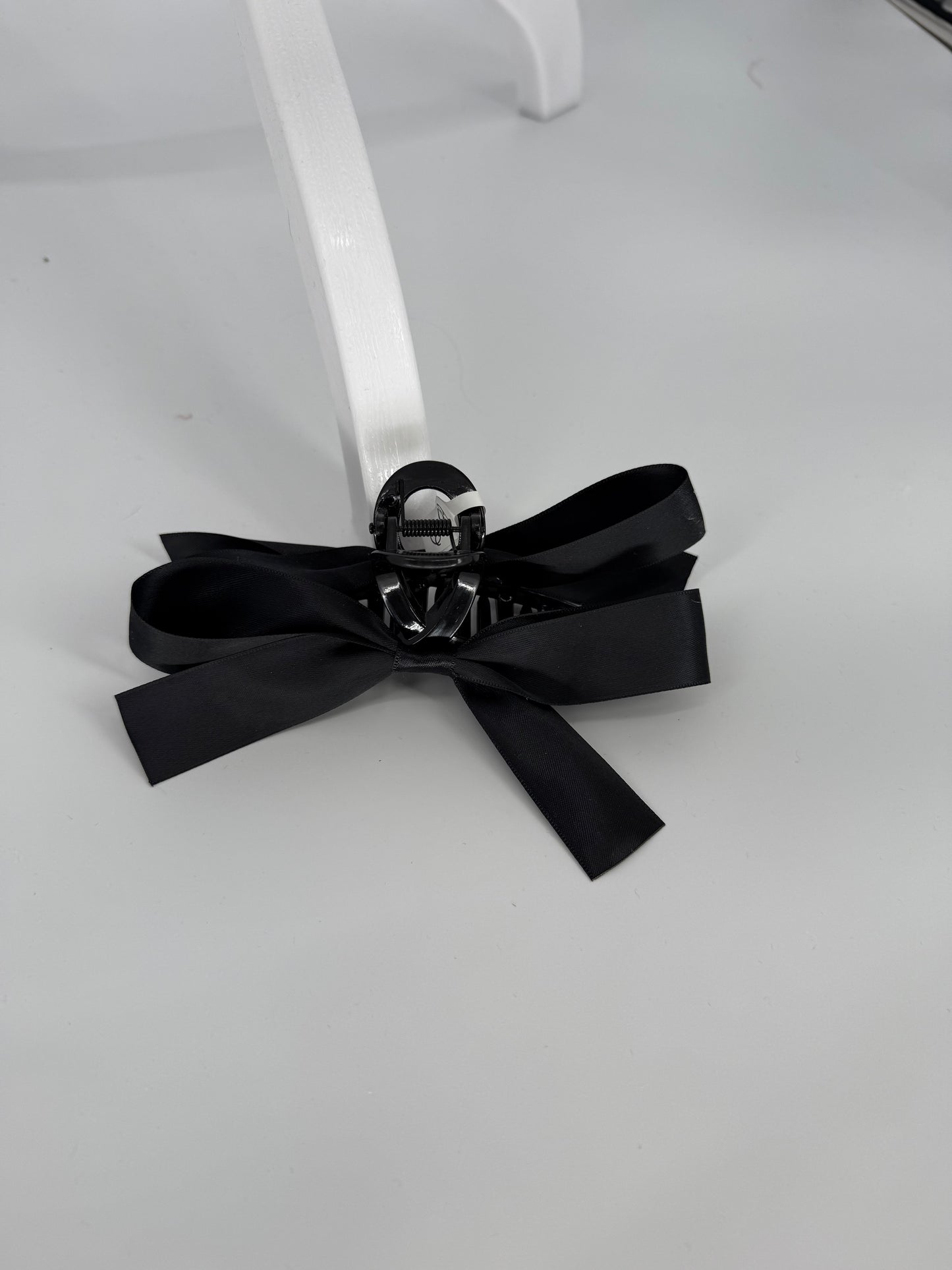 Red or Black Claw Clip with Bow
