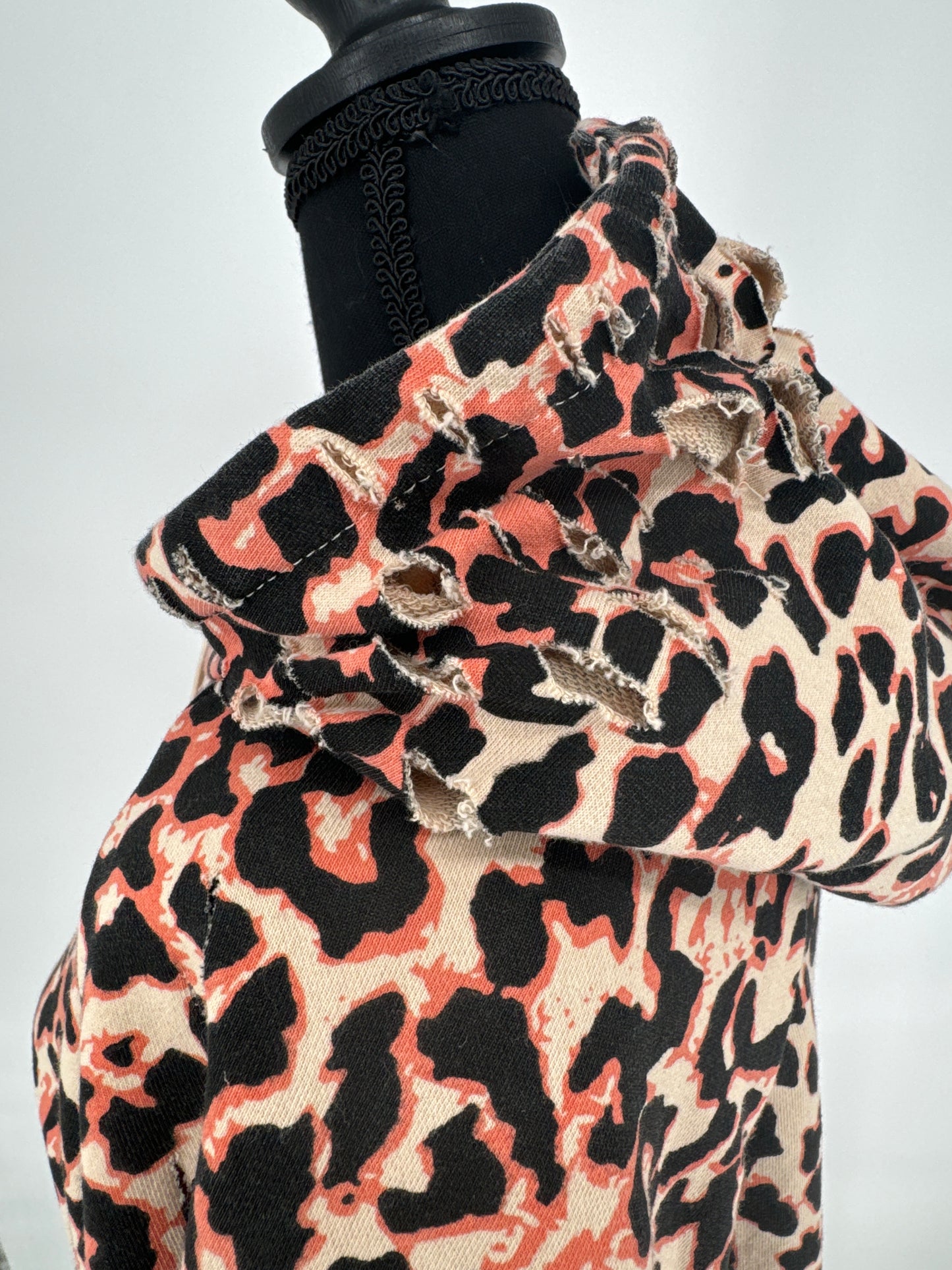 Animal Print Short Sleeved Hooded Sweatshirt