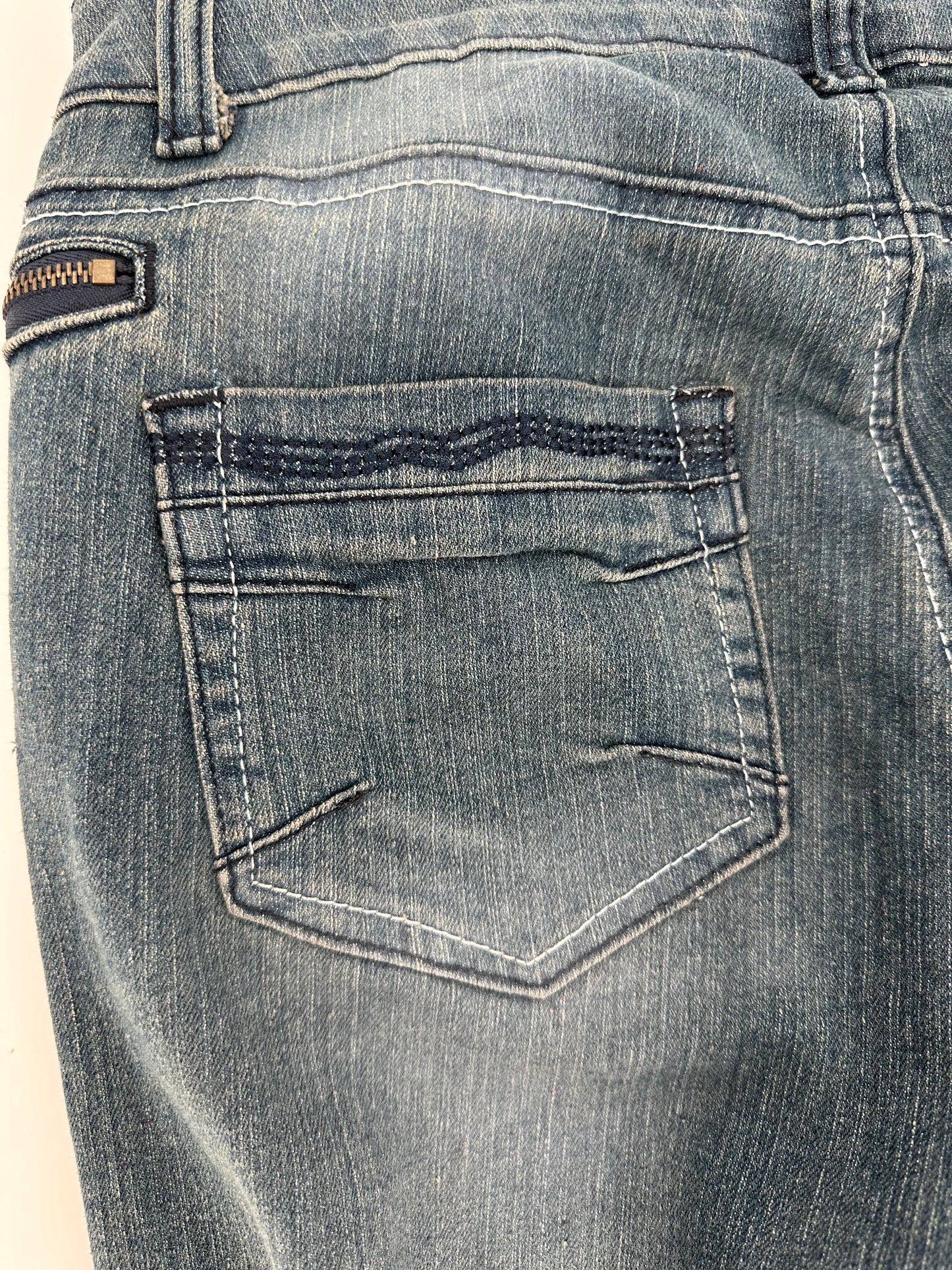 Infinity Washed Jeans