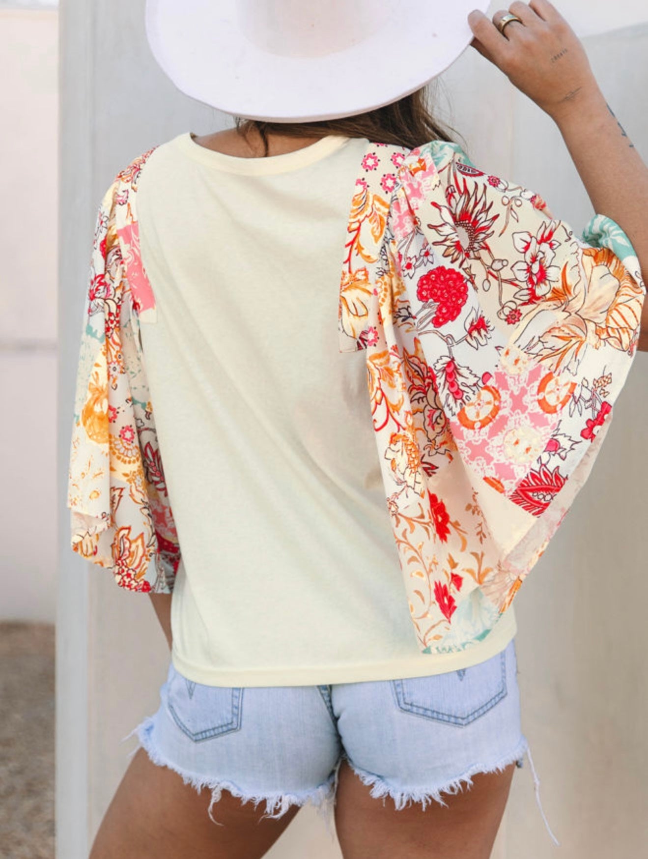 A33 Floral Loose Fit Wide Sleeve Top - Ivy's Gifts & Boutique