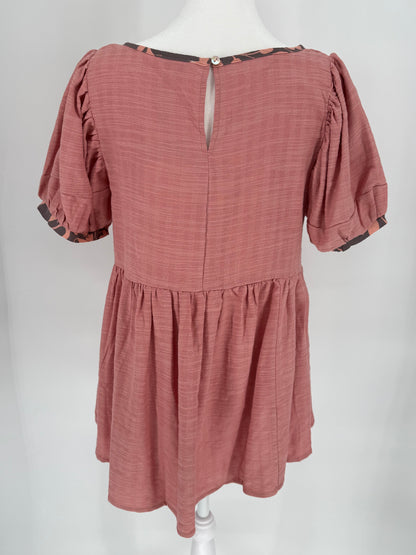 Umgee Mauve Top with Gray Contrast