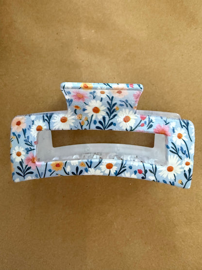 A138 Floral Claw Clip