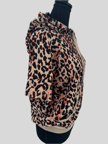 Animal Print Short Sleeved Hooded Sweatshirt