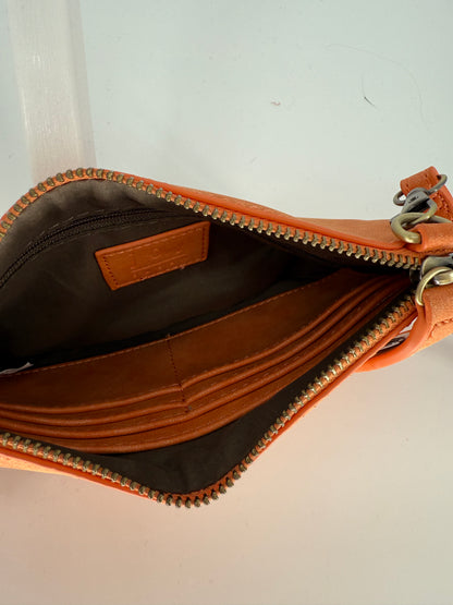 Joy Susan purse with Kiss Lock Clasp Closure