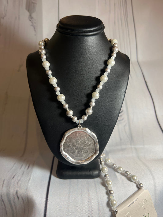 Long pearl beaded necklace | Pomina