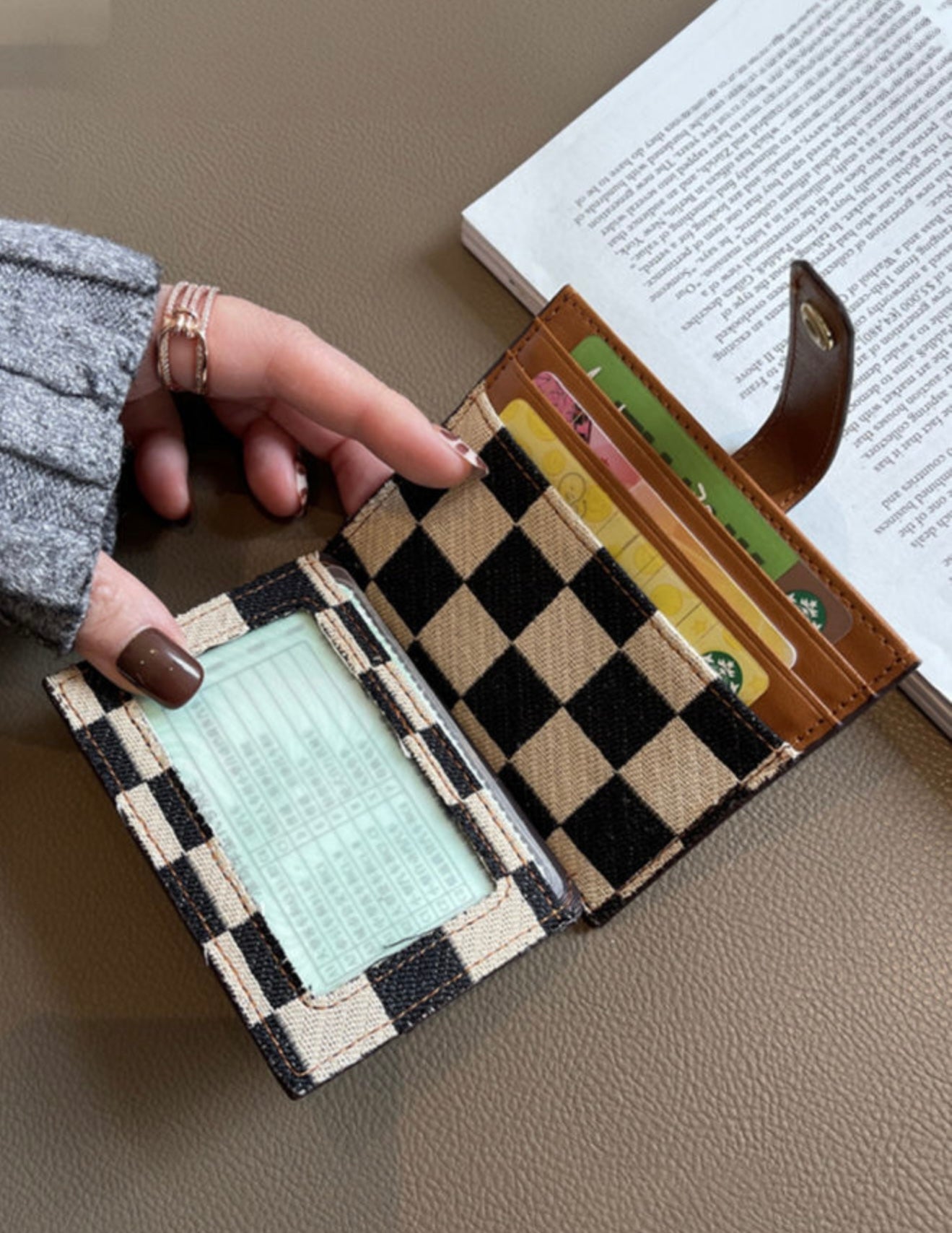 Checkered Print Id Card Wallet with Brown Trim