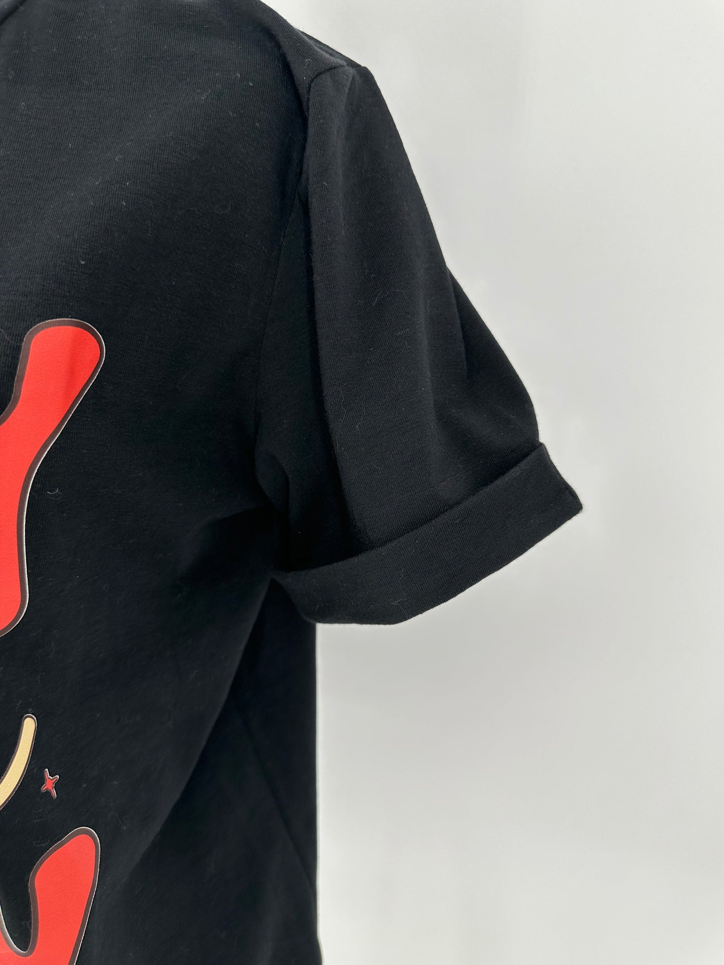 Black Holly Jolly T-Shirt with Cuffed Sleeved