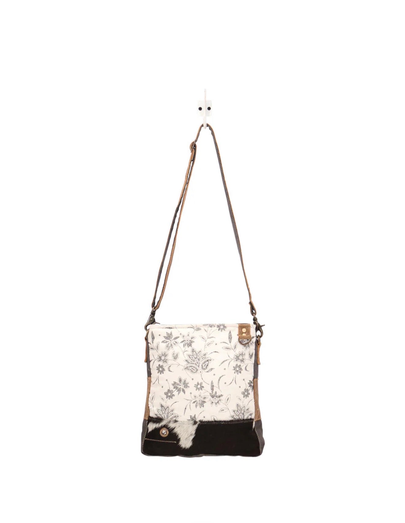 MY18 Albino Shoulder Bag with Nice Wide Leather Strap for Duribility and Comfort