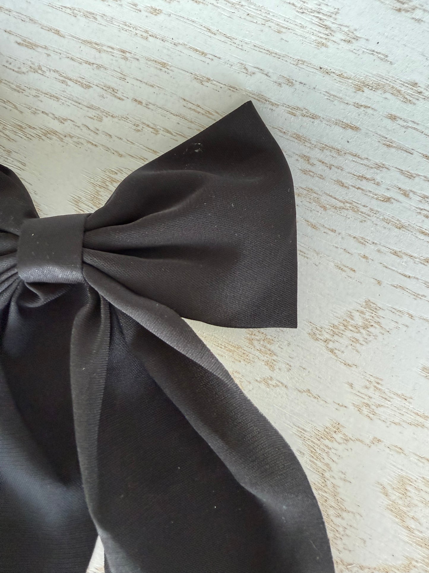 Hair Bow with Ostrich Beak Clip