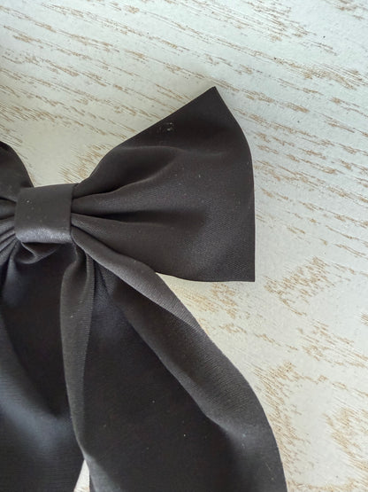 Hair Bow with Ostrich Beak Clip
