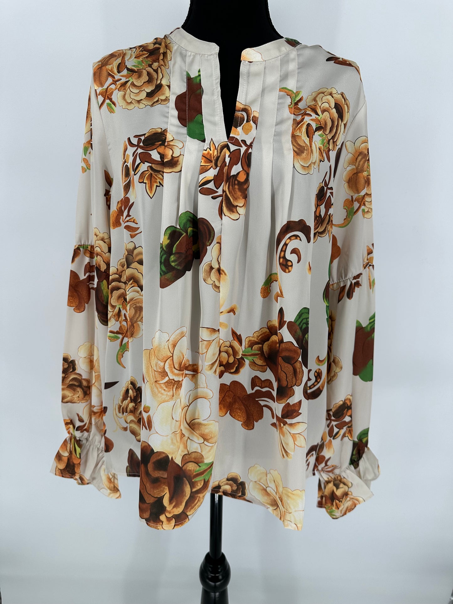 Floral Print Satin Blouse with Back Pleats and Ruffled Sleeve