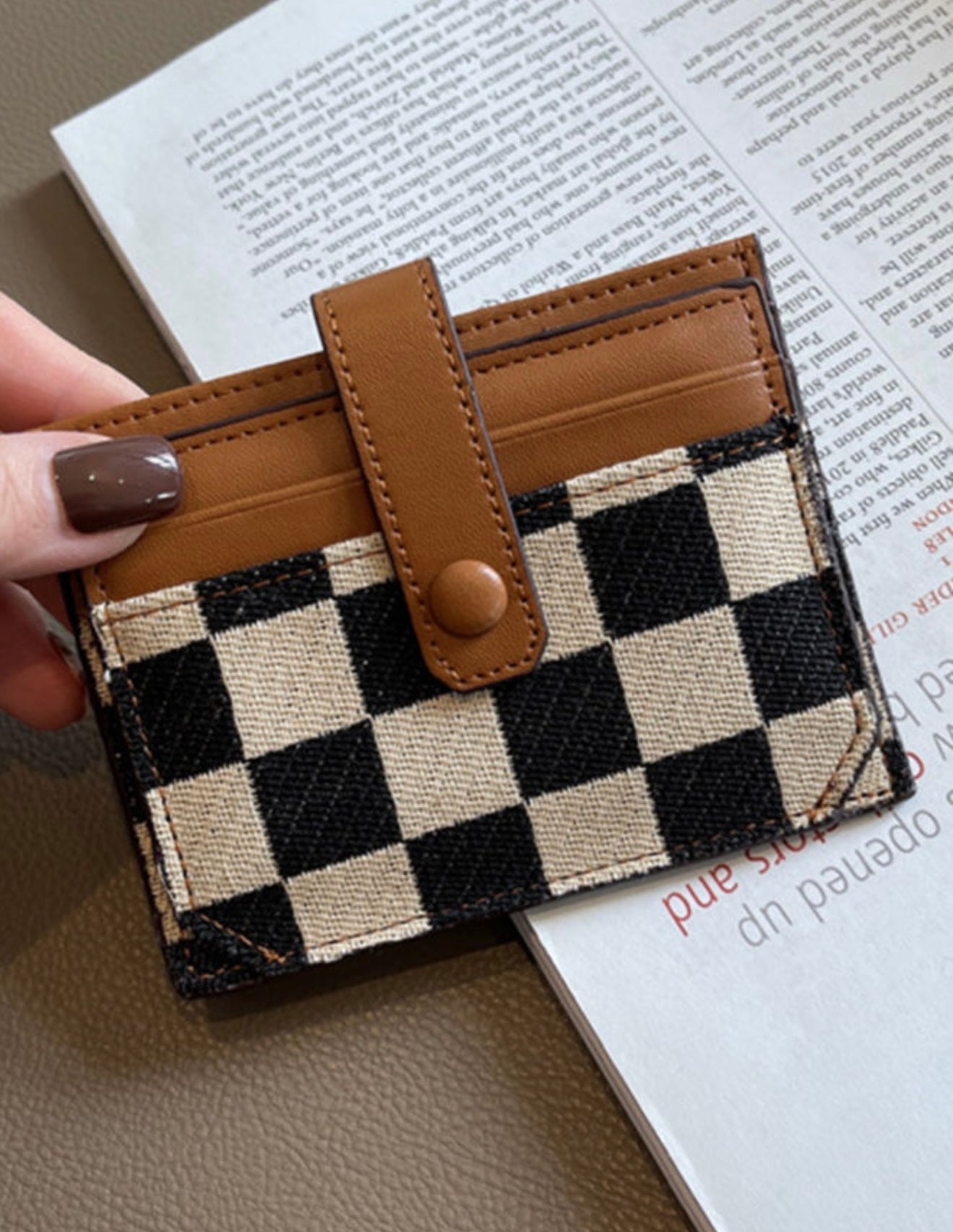 Checkered Print Id Card Wallet with Brown Trim