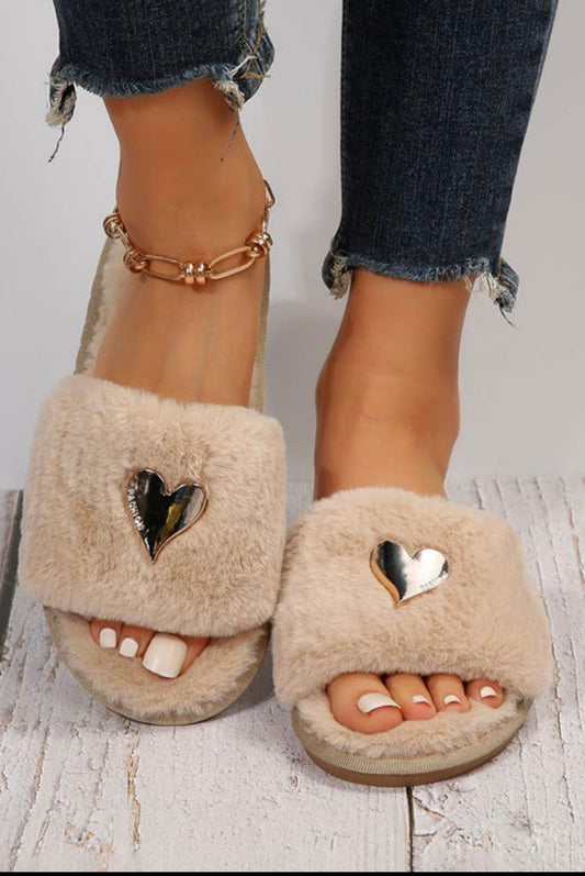 Heart of Gold Slippers in Khaki Faux Fur