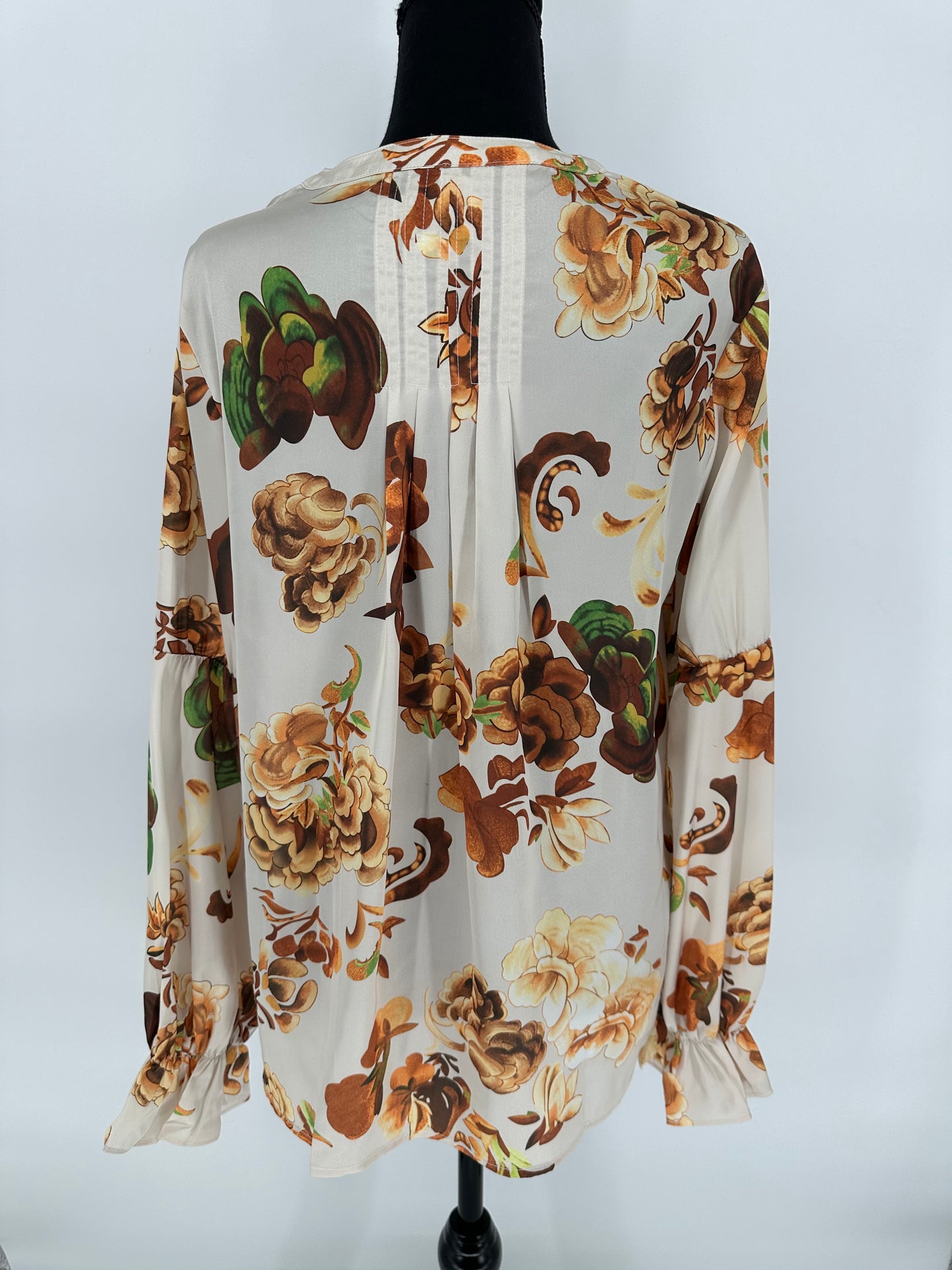 Floral Print Satin Blouse with Back Pleats and Ruffled Sleeve