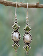 Antique Silver Earring with Pearl and Peridot Green