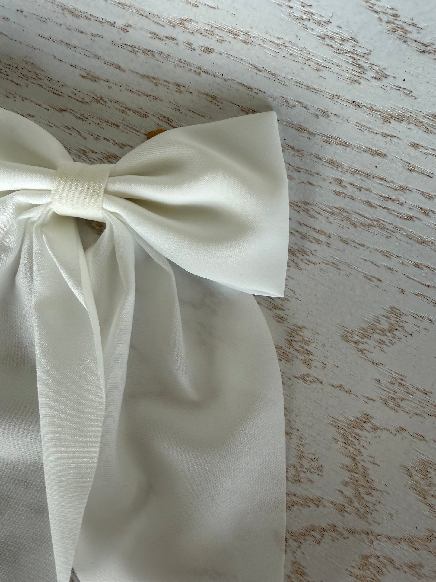 Hair Bow with Ostrich Beak Clip