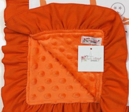 CCSB Tennessee Smokey Blanket with Ruffle