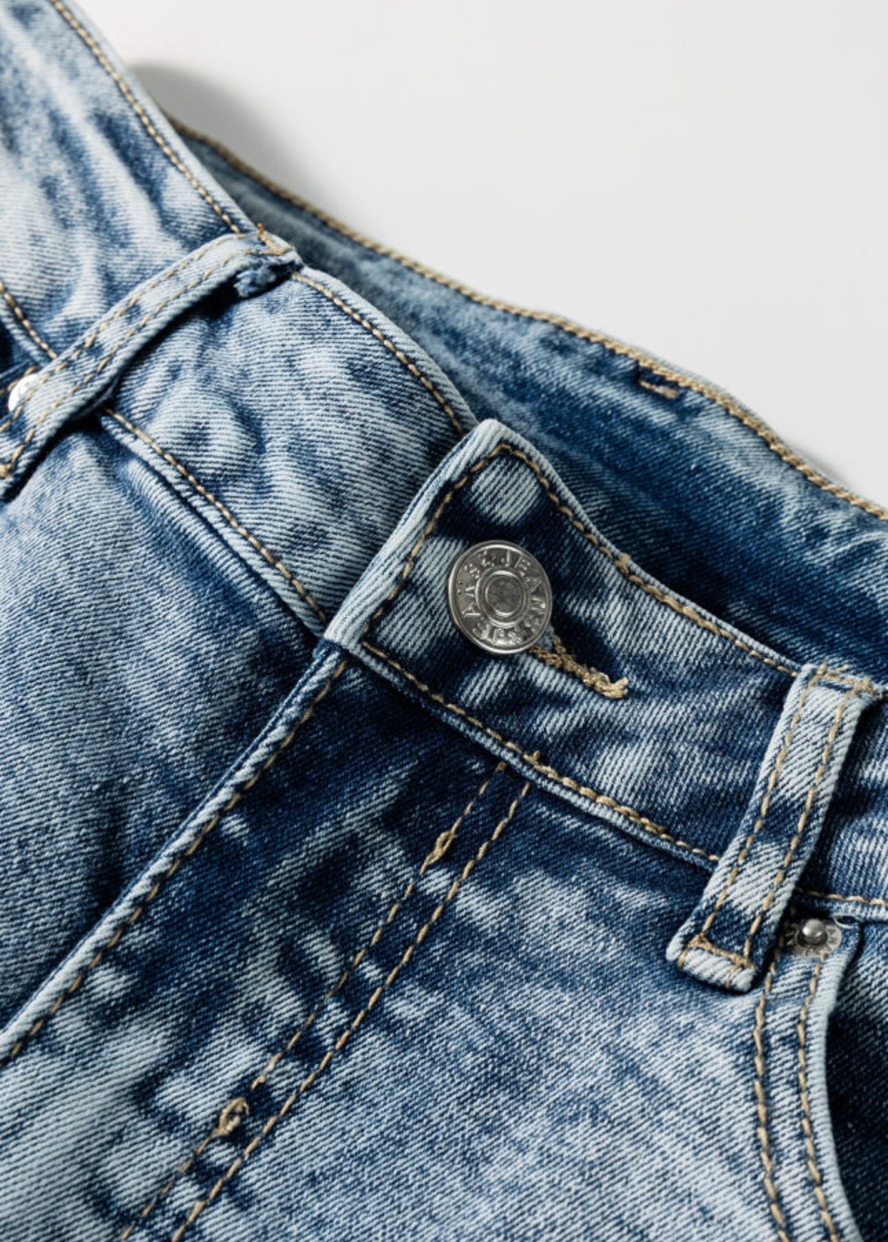 Light Wash Denim Jeans with Trendy Wide Hem