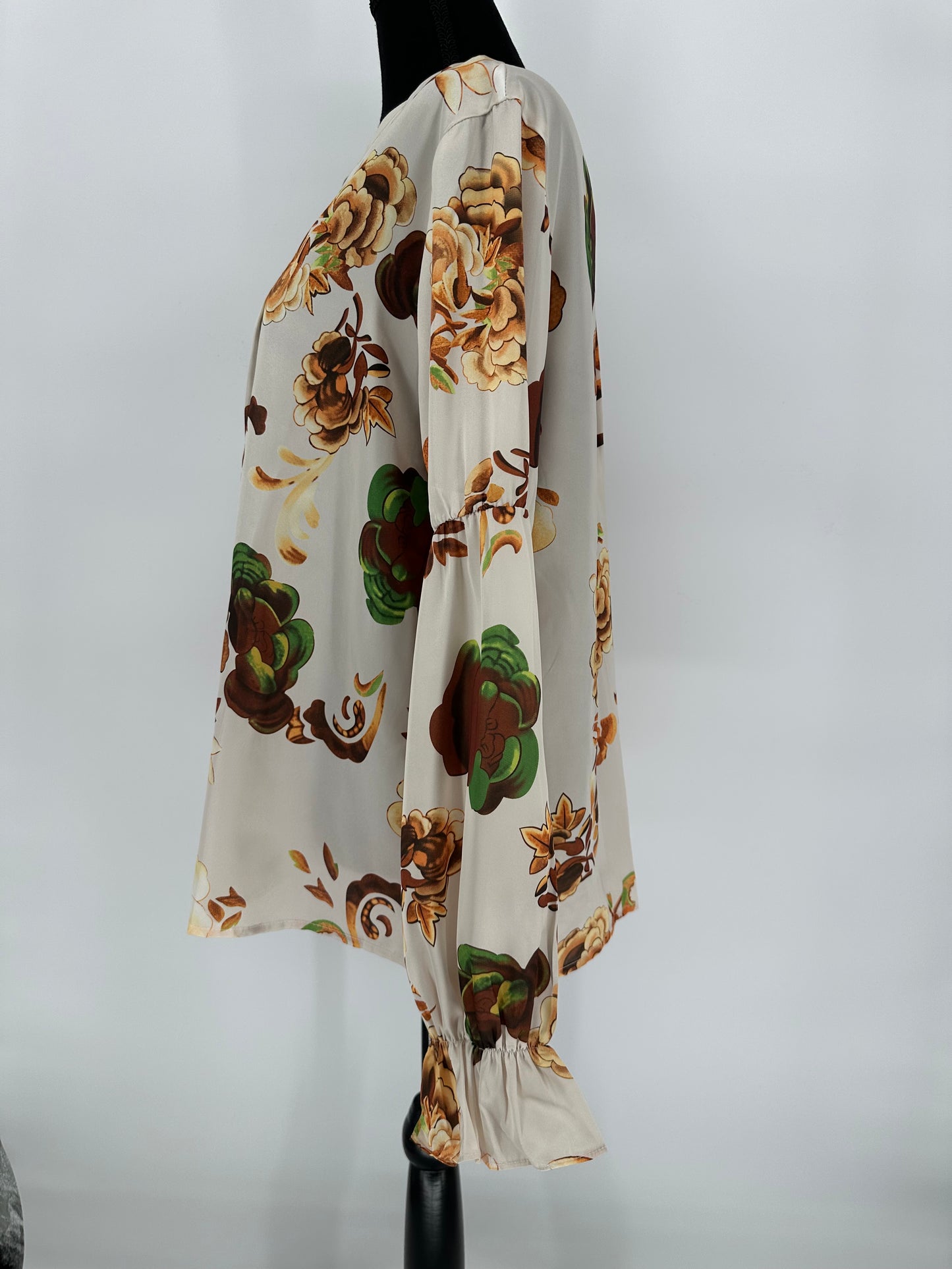 Floral Print Satin Blouse with Back Pleats and Ruffled Sleeve