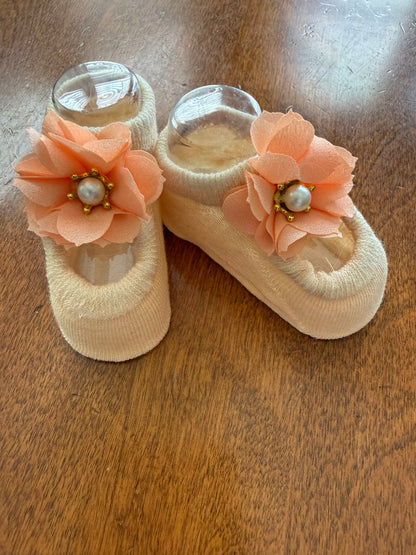 BB3 Infant Booties with Peach Flower Embellishment