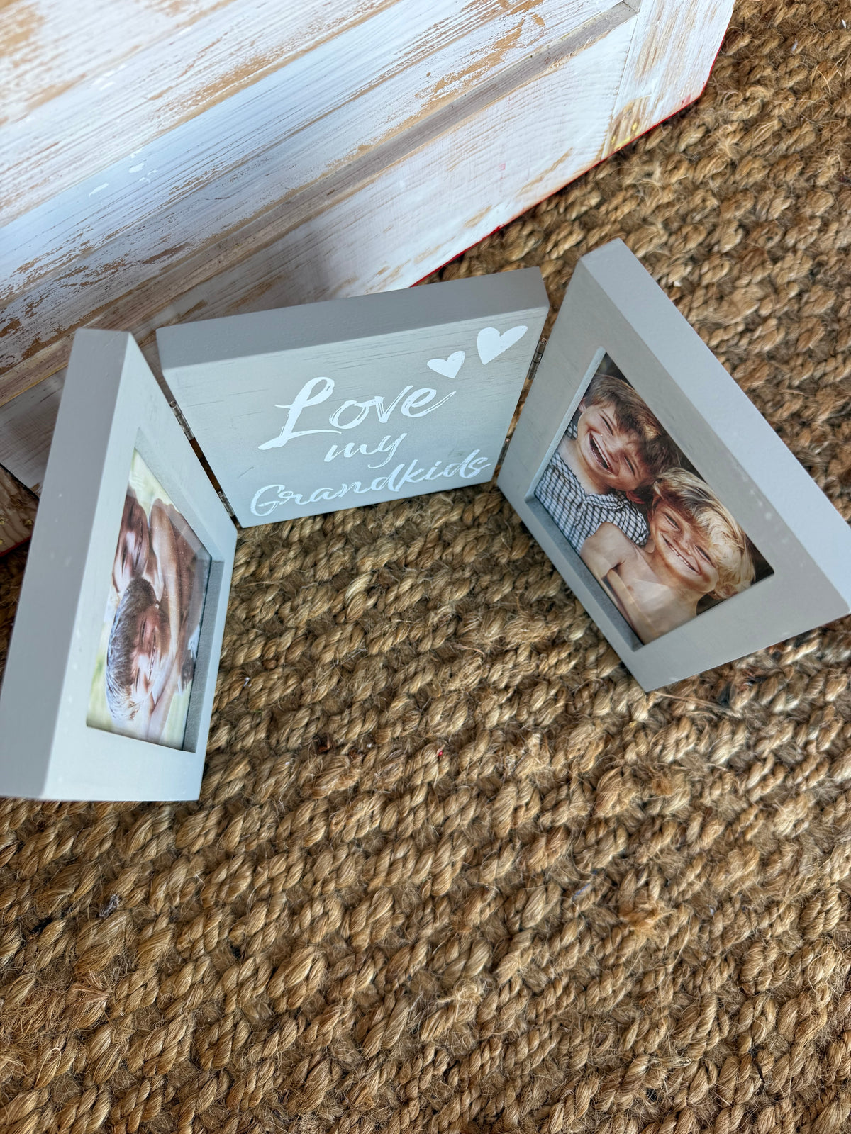 GKTF Love My Grandkids Self Standing Tri Fold  Photo Frame