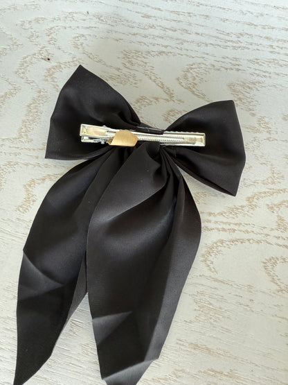 Hair Bow with Ostrich Beak Clip