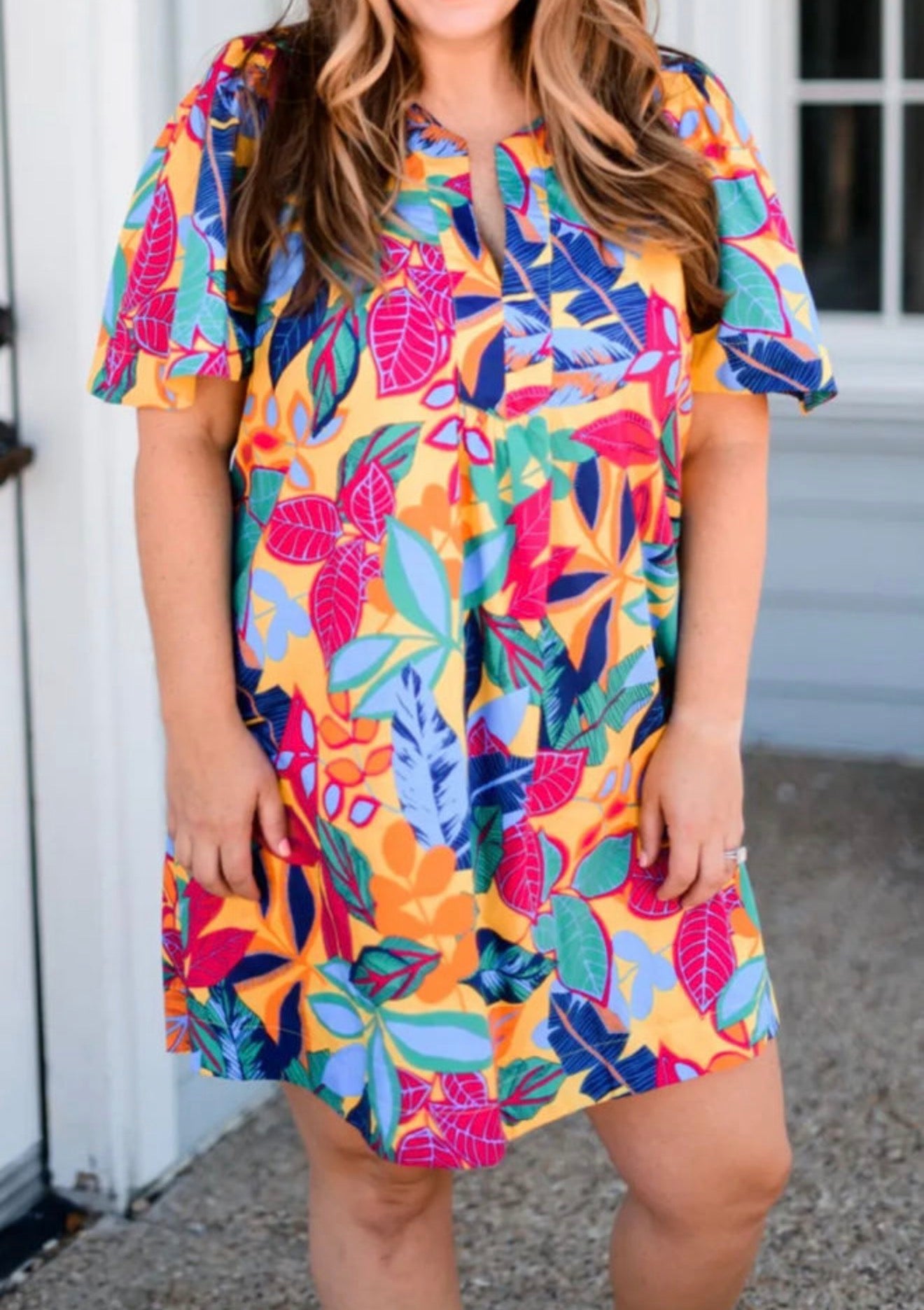 PP32 Multi Color Tropical Leaf Print Shift Dress with Split Neckline and Short Sleeves