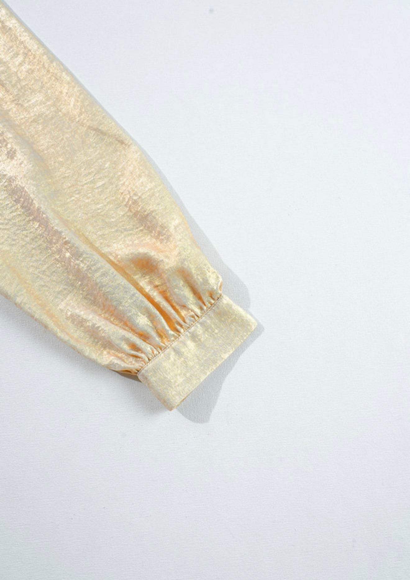 Gold top
