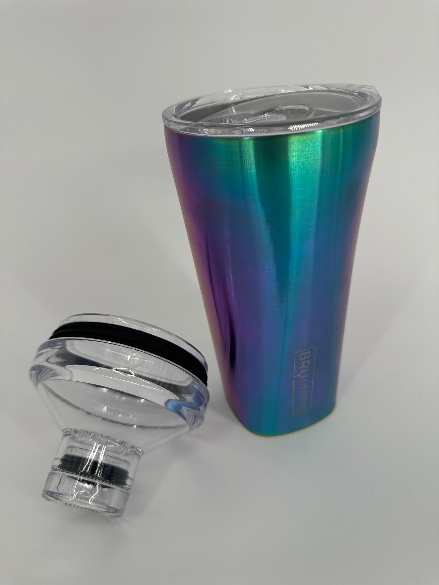 BRUMATE 20oz Shaker and Cup ALL IN ONE