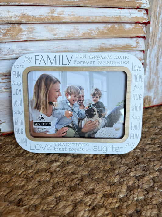 FWW Family 5x7 picture frame with birch border and "Sweet Family" sentiment, modern style by Ivy's Gifts & Boutique.