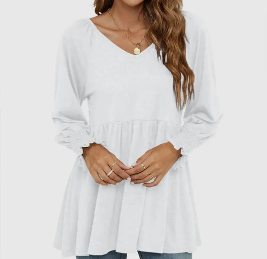 White baby doll top with elastic cuff sleeve
