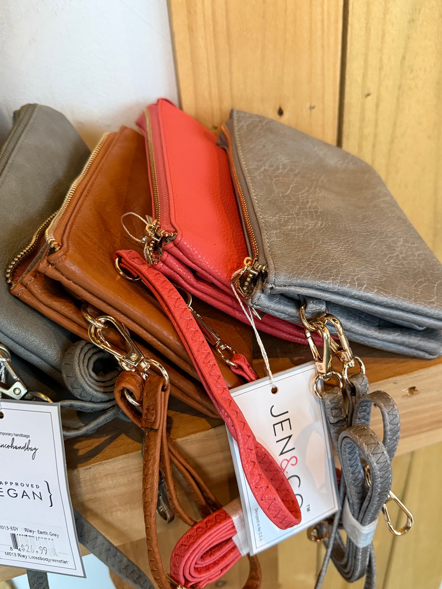 A2 Jen & Co. Crossbody Wristlet Purse