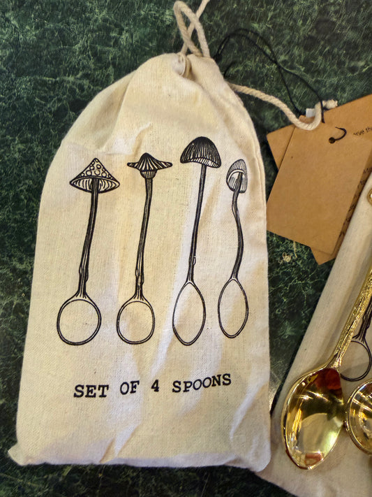 A78 Set of 4 Spoons with Mushroom Design - Ivy's Gifts & Boutique