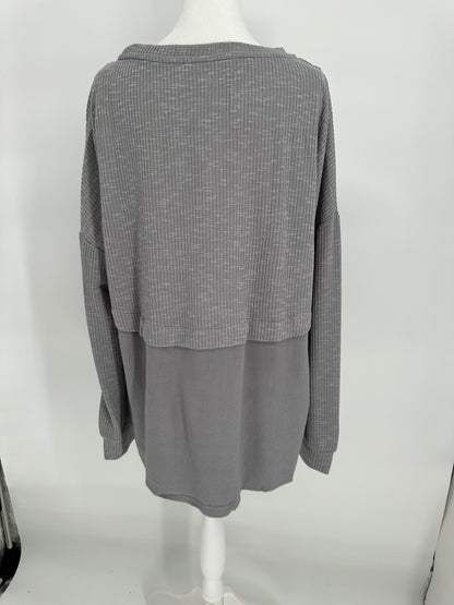 Umgee Gray Woven Neckline Top